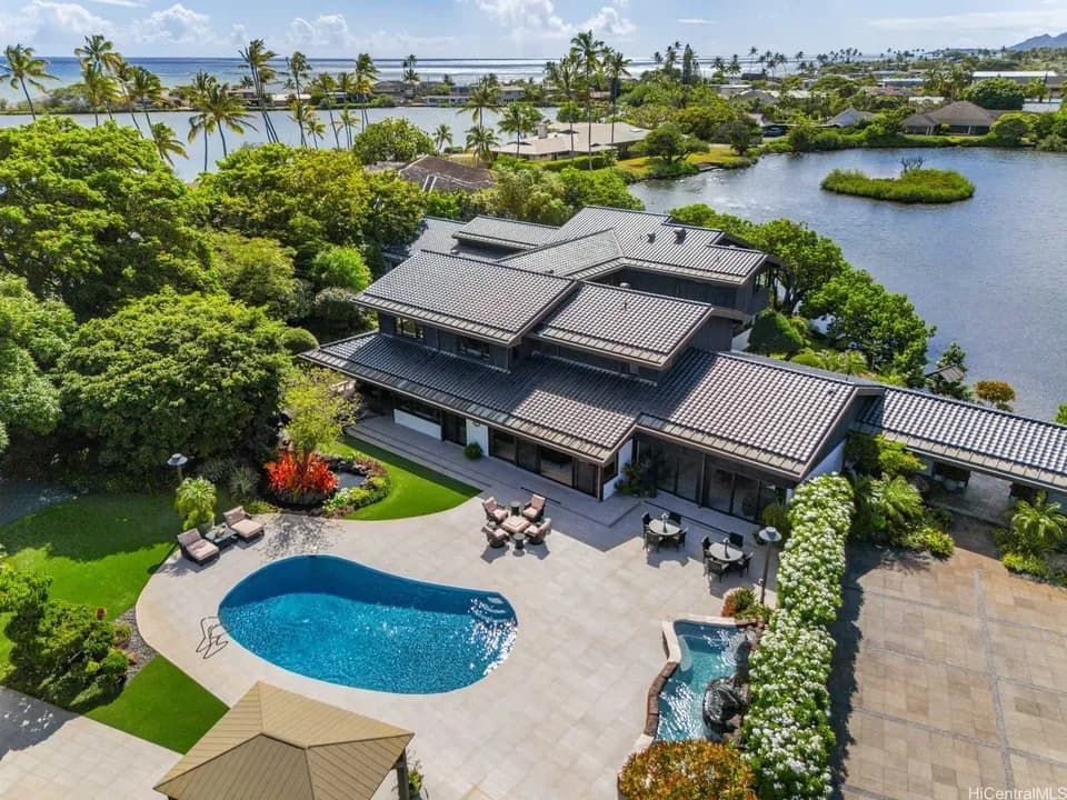 Single Family at 6015 Kalanianaole Hwy, Honolulu